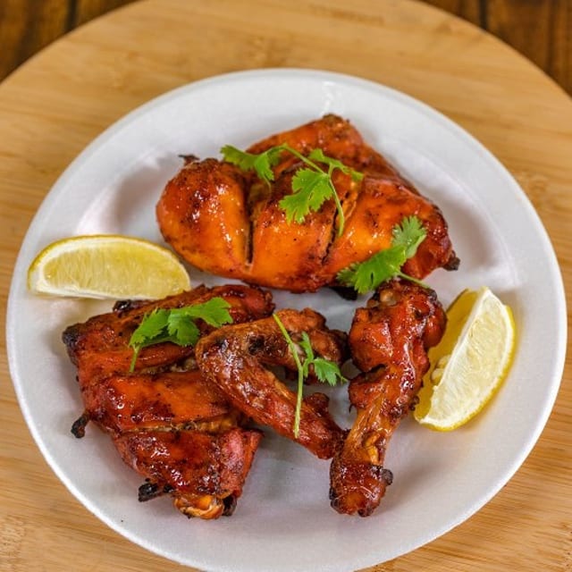 Chicken Tandoori (16 Pieces).