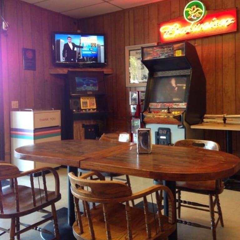 A Cozy Place to Hang Out 🍕